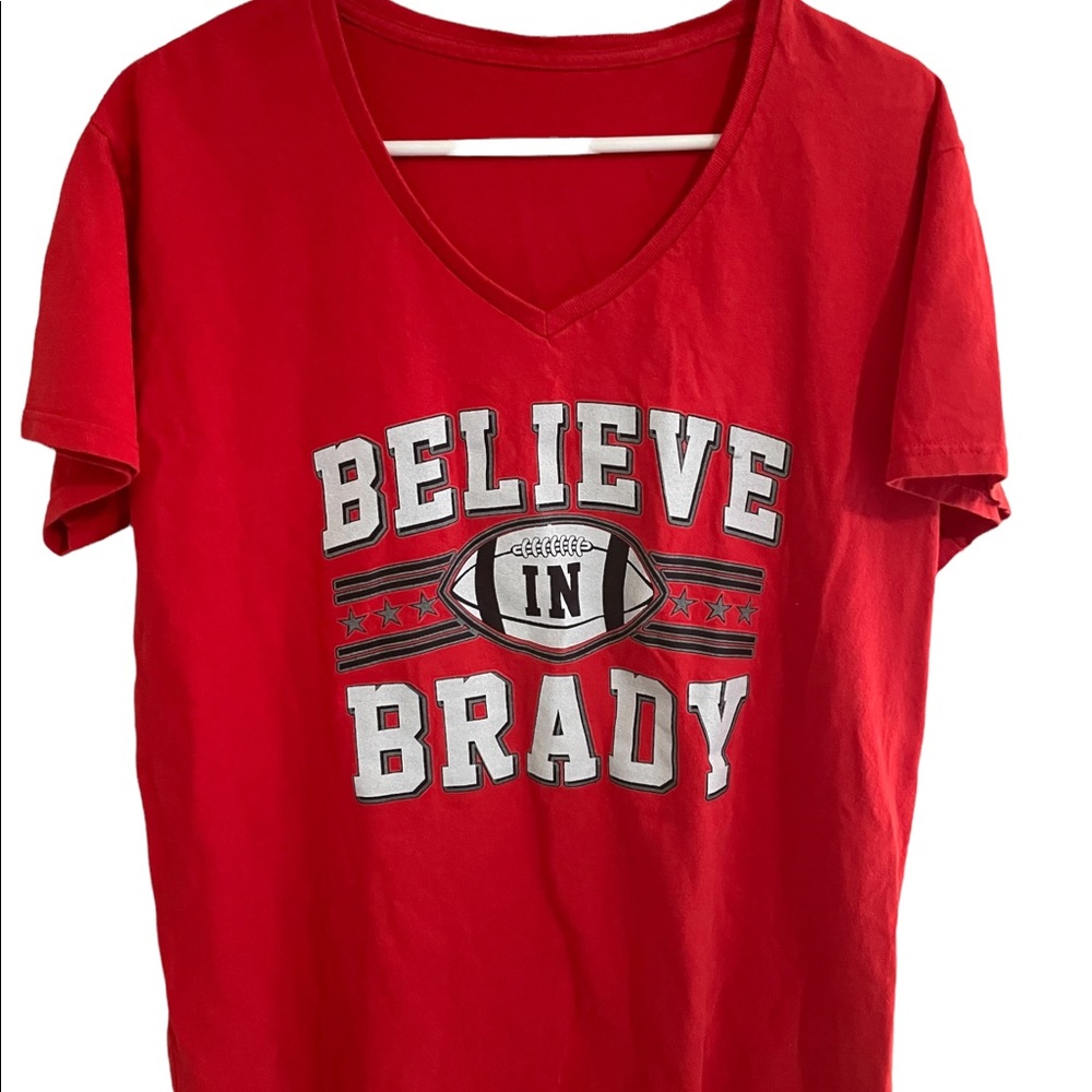 Ladies Believe in Brady Football Tampa Bay Sports Fan Wear T-Shirt Tee Size M